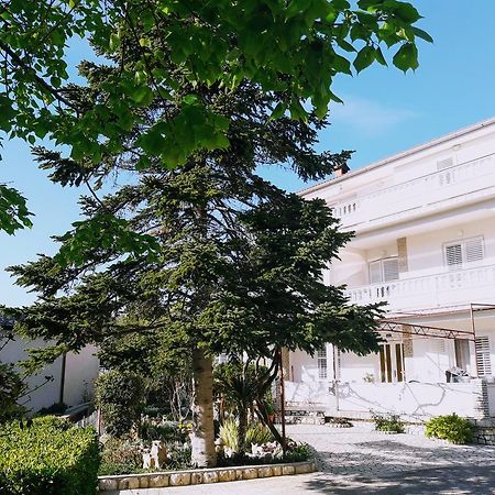 Pahljina Apartments Palit Екстер'єр фото