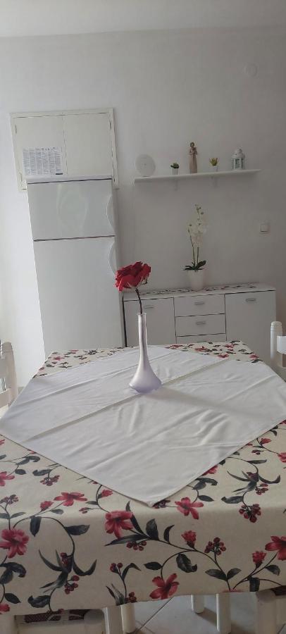 Pahljina Apartments Palit Екстер'єр фото